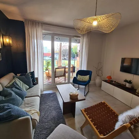 T3 Raisins Apartment *